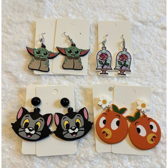 Disney Character earrings Lot of 4 Orange Bird, Figaro, Grogu, Enchanted Rose - Picture 1 of 6